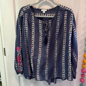 Sundance Peasant Top w/ floral embroidery on sleeves